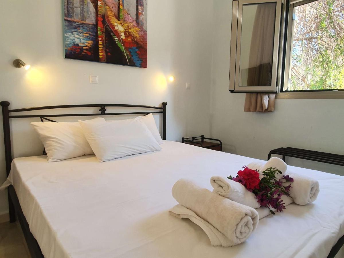 Tasos Guest house